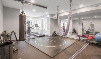 19 Autumn Ter, Alpine, NJ 07620