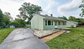 228 Newton Pl, Ballwin, MO 63021