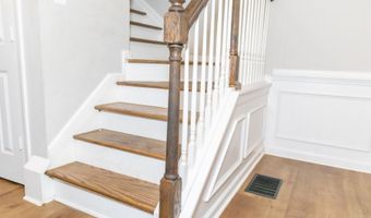 6089 Tennyson Park, Peachtree Corners, GA 30092
