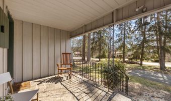 215 Cedar Ln, Arden, NC 28704