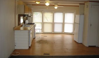 8 Holiday Ln, Standish, ME 04084