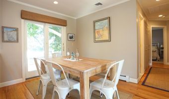5 ODonnell Rd, Middletown, RI 02842