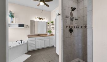 68 Country Hill Rd, Ardmore, OK 73401