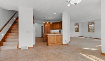 321 E APPLE CREEK Rd, Appleton, WI 54913