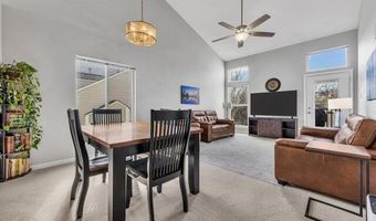 1738 Highview Circle Ct, Ballwin, MO 63021