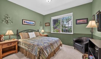 61042 Chamomile Pl, Bend, OR 97702