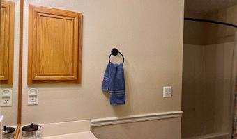 36 Valley View Cir, Bentonville, AR 72712