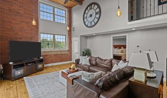 1 Tupperware Dr 239, North Smithfield, RI 02896