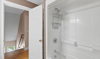 48 Case Rd, Burlington, CT 06013