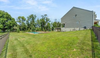 35 Gina Dr, Allentown, NJ 08501
