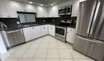 250 John F Kennedy Dr Ph7, Atlantis, FL 33462