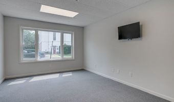 38-40 Market 1, Amesbury, MA 01913