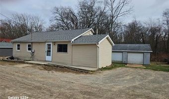 11035 Charles Dr, Argentine, MI 48418