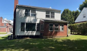 304 Plymouth St, Athens, WV 24712