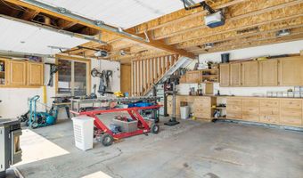 20474 N Main St, Carey, ID 83320