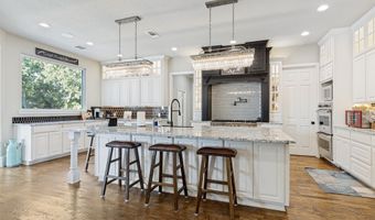 1148 County Road 1591, Alvord, TX 76225