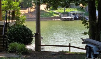 Pinehaven Drive 289, Badin Lake, NC 28127