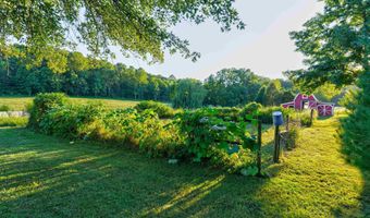 25611 Indian Lake Rd, Birdseye, IN 47513