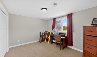 1442 30th St NW, Austin, MN 55912