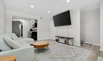 710 CAVALLA Rd, Atlantic Beach, FL 32233