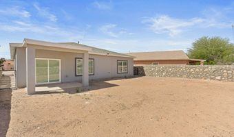 9853 La Morenita Cir, Socorro, TX 79927