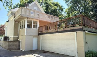 3023 Woodland St, Ames, IA 50014