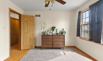 8 WORTHAM Ct, Bear, DE 19701