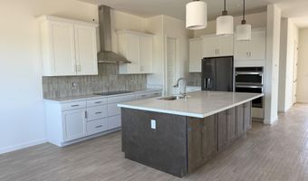 684 N MOON Rd, Apache Junction, AZ 85119