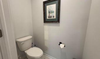 11 Cider Mill Dr, Ashville, OH 43103