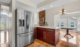 1971 Fox Pointe Dr, Arnold, MO 63010