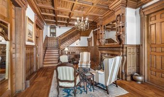 541 Bellevue Ave 5, Newport, RI 02840