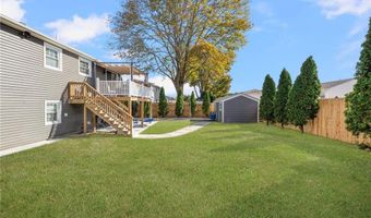 54 Salem Ave, Cranston, RI 02920