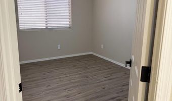 178 W PACIFIC Dr, Casa Grande, AZ 85122