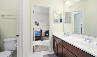 22565 WINDSOR LOCKS Sq, Ashburn, VA 20148