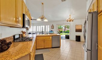 19581 Powhatan Rd, Apple Valley, CA 92308