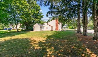 25 High St, Warwick, RI 02886