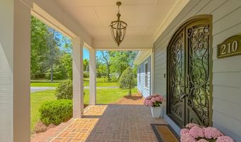 2107 Hughes St, Bainbridge, GA 39819