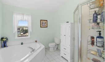 12 Blue Heron Ln, Bayville, NJ 08721