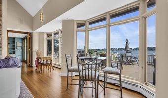 99 Holly Ln, Bayville, NJ 08721