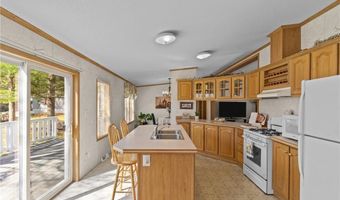 7 Giovanni Rose Ct, Coventry, RI 02816