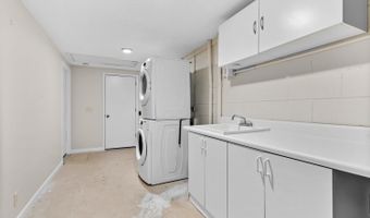 250 NAUTICAL Blvd S, Atlantic Beach, FL 32233