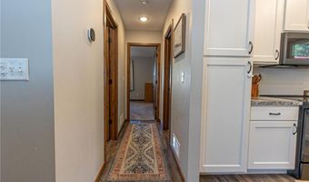 2580 Lois Ln SE, Alexandria, MN 56308