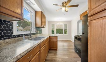 1001 EMMA Ave, Akron, OH 44302