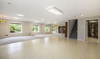 436 Pine Brae St, Ann Arbor, MI 48105