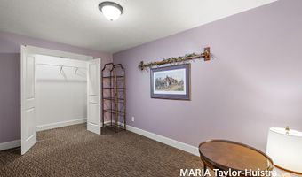 7400 Watermark Dr, Allendale, MI 49401