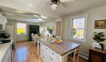 109 Rogers Ave, Barrington, RI 02806