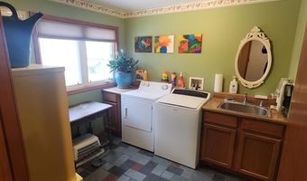 10368 SAINT JOHN Dr, Algonac, MI 48001