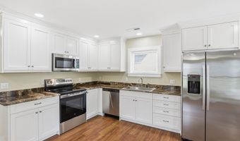 16 S RAILROAD Ave, Greenwood, DE 19950
