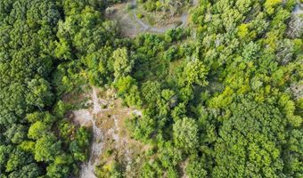 4 Carnation St, Cumberland, RI 02864