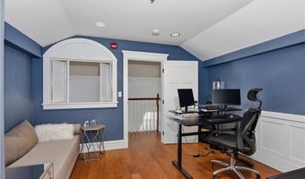 1000 Chapel View Blvd 306, Cranston, RI 02920